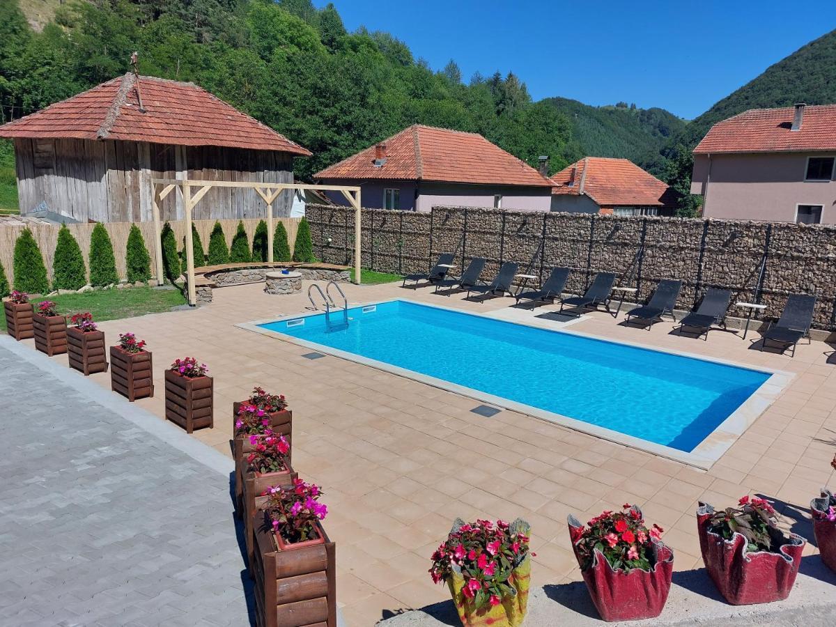 Apartments Tatic Копаоник Екстериор снимка